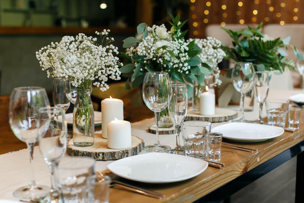 rustic style wedding table