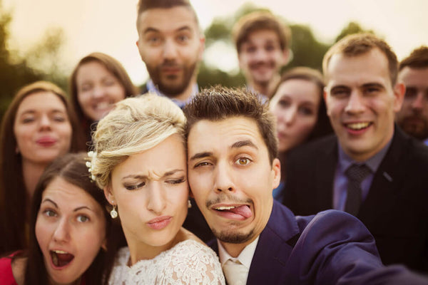 funny-wedding-selfie-picture